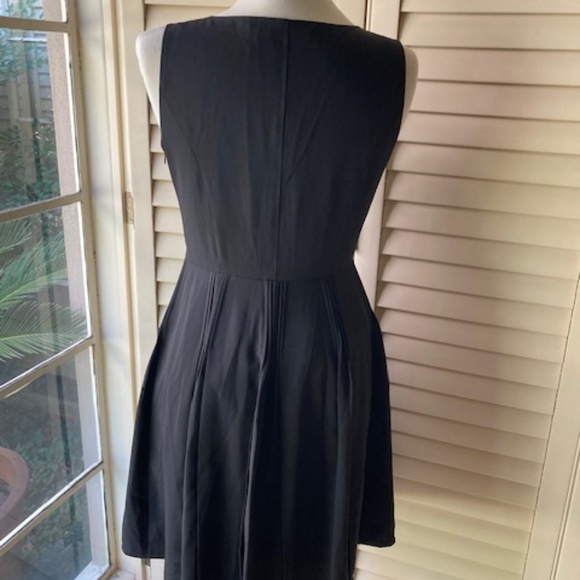 Calvin Klein "Little Black Dress" - Picture 5 of 9